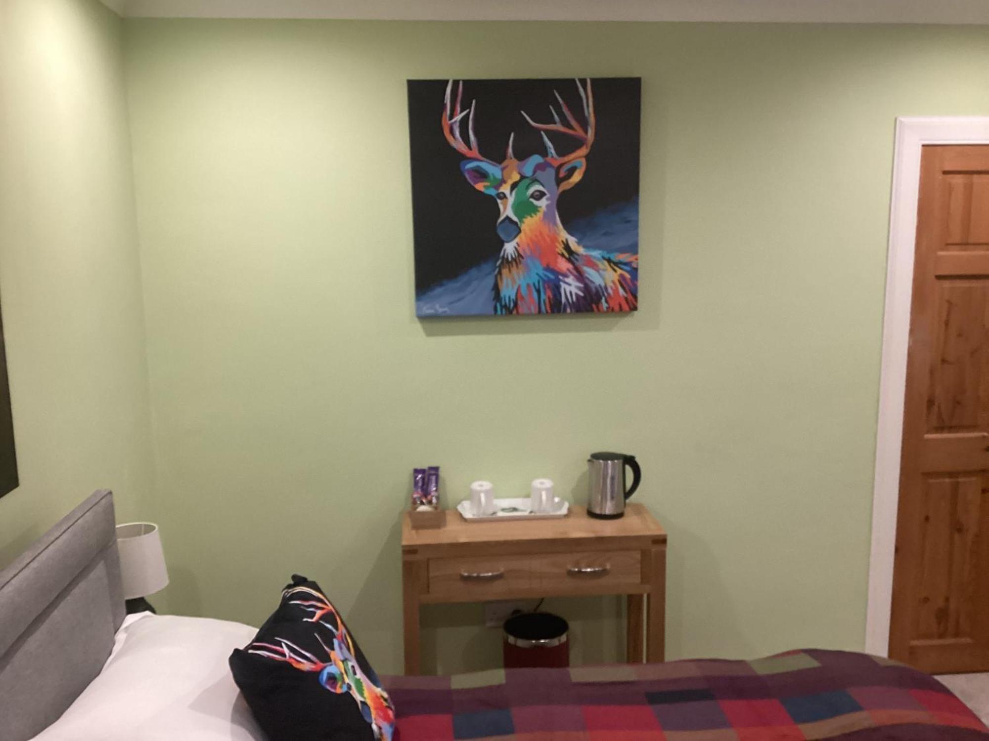 Taigh Sealladh Feidh B&B Fort Augustus Buitenkant foto